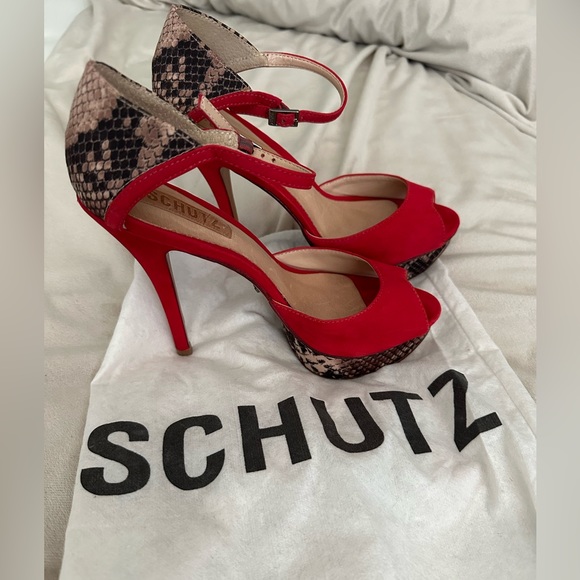 SCHUTZ, Designer Heels, Gorgeous and Sexy, Size 7.5 - Picture 2 of 12